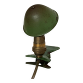 Clip-on mushroom lamp