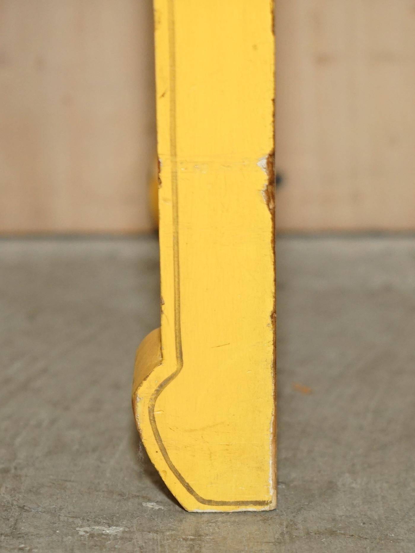 Antique Japanese commode hand-painted and lacquered.