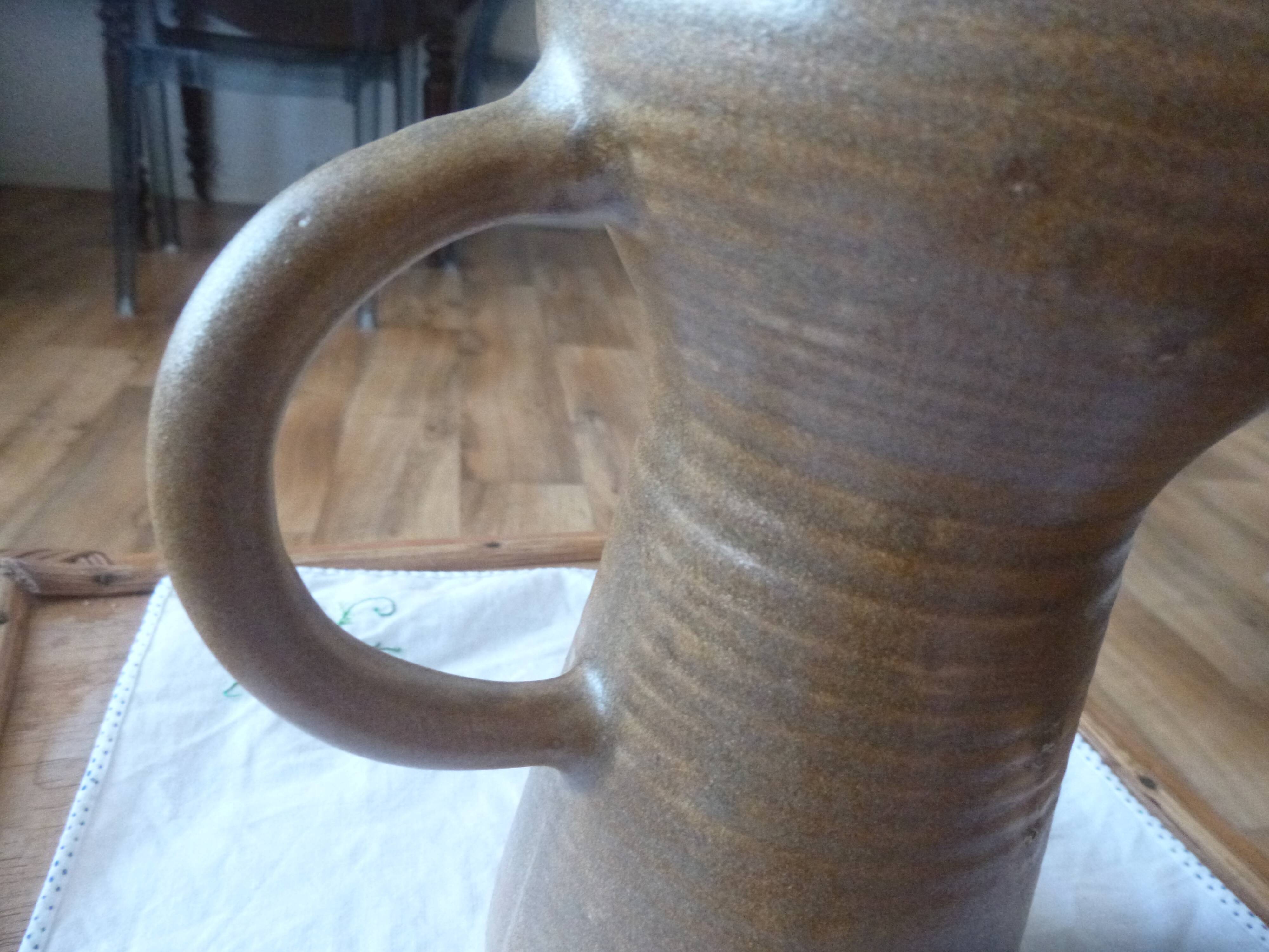 Pitcher carafe in sandstone Digoin