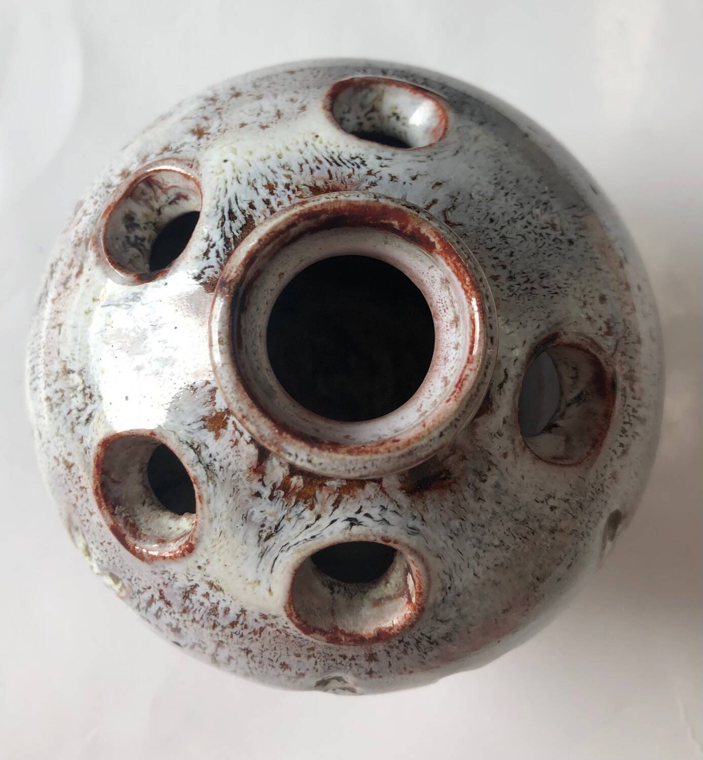 Vase pique fleur Vallauris