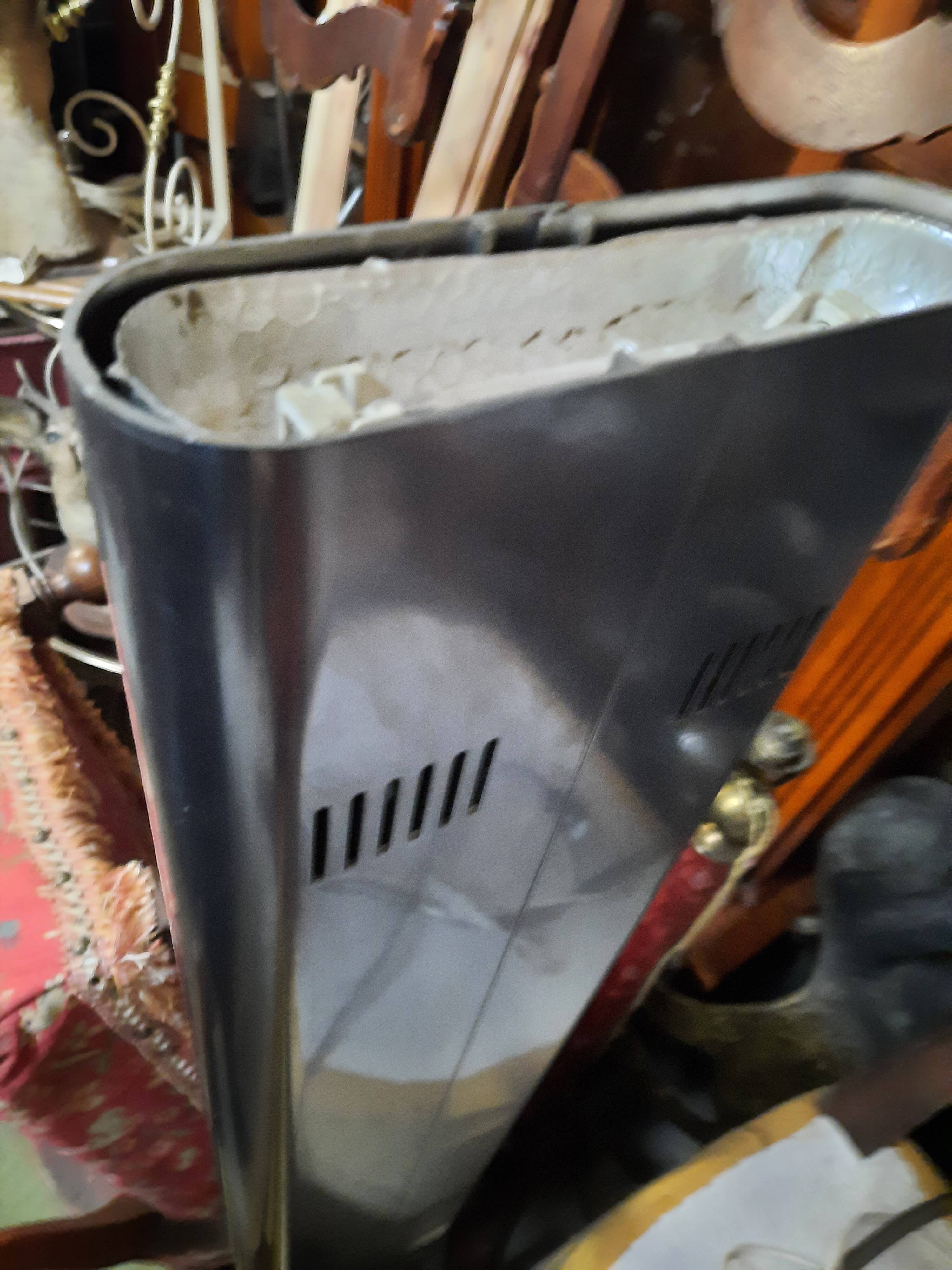 Hallogenexen metal lamppost