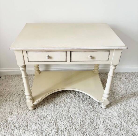 Parisian kitchen furniture