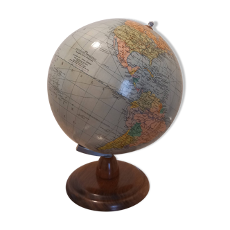 Globe terrestre sur pied, RDA années 50