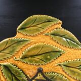 Plat signé Vallauris barbotine