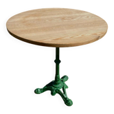 Bistro table in cast iron