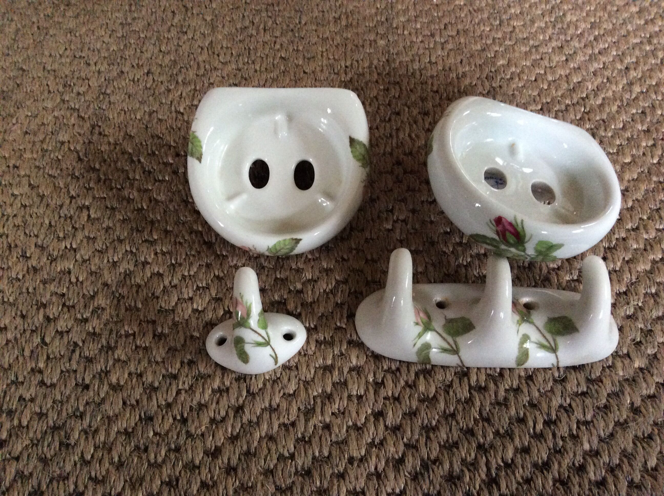 Set de patères et porte savon