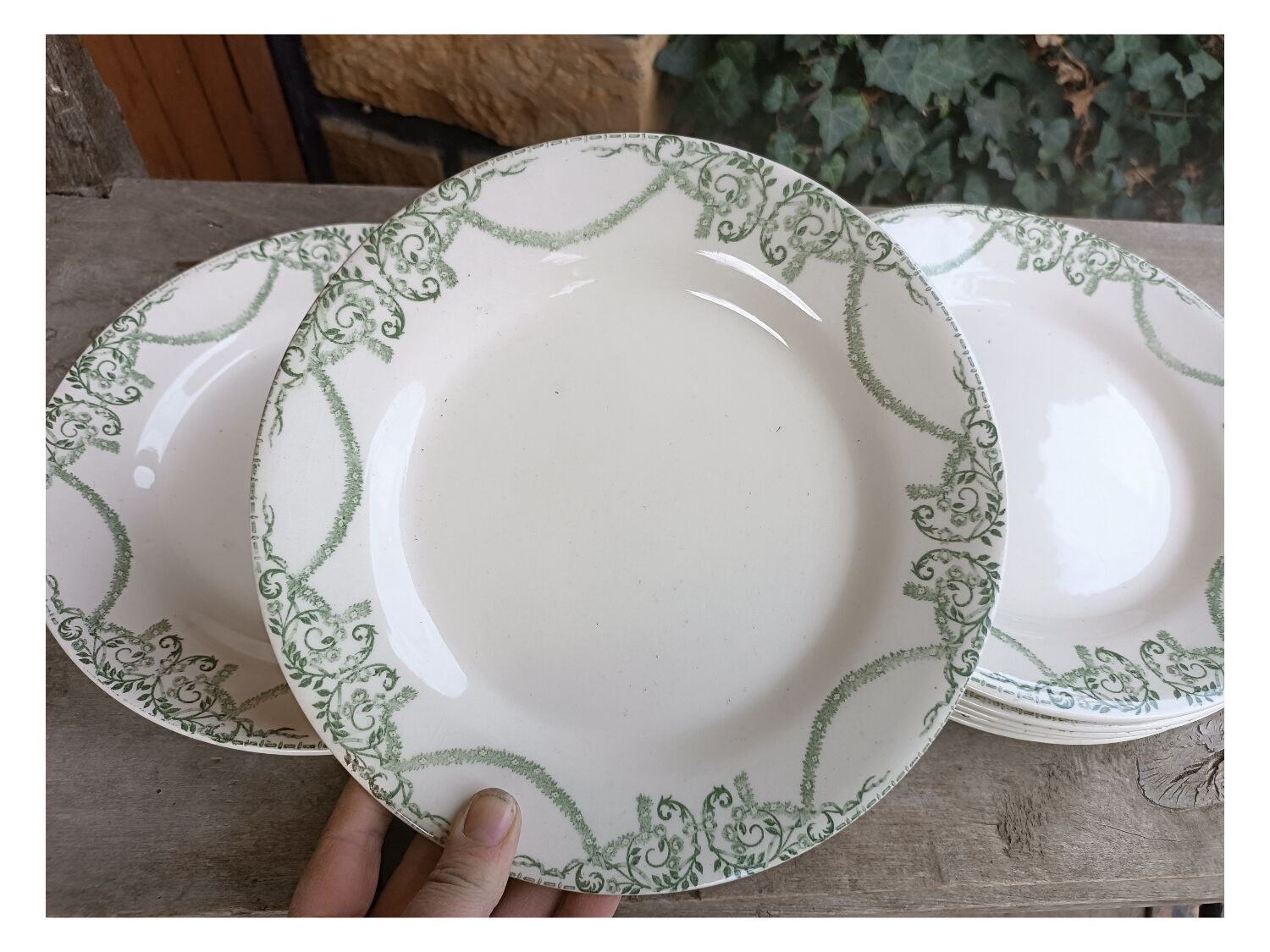 Six earthenware plates Napoleon, Creil and Montereau