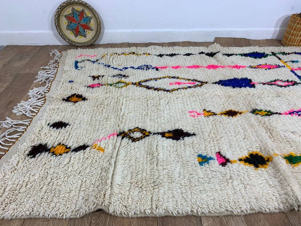 Handmade moroccan berber rug 258 x 160 cm