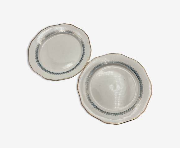 Lot de deux assiettes Longwy
