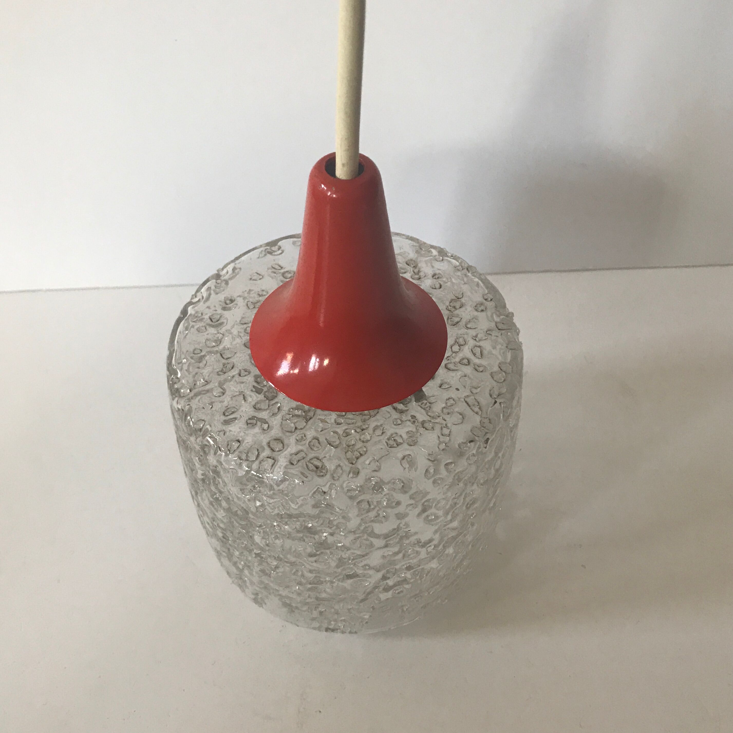 1970 glass suspension