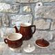 Cafetiere en porcelaine marron vintage
