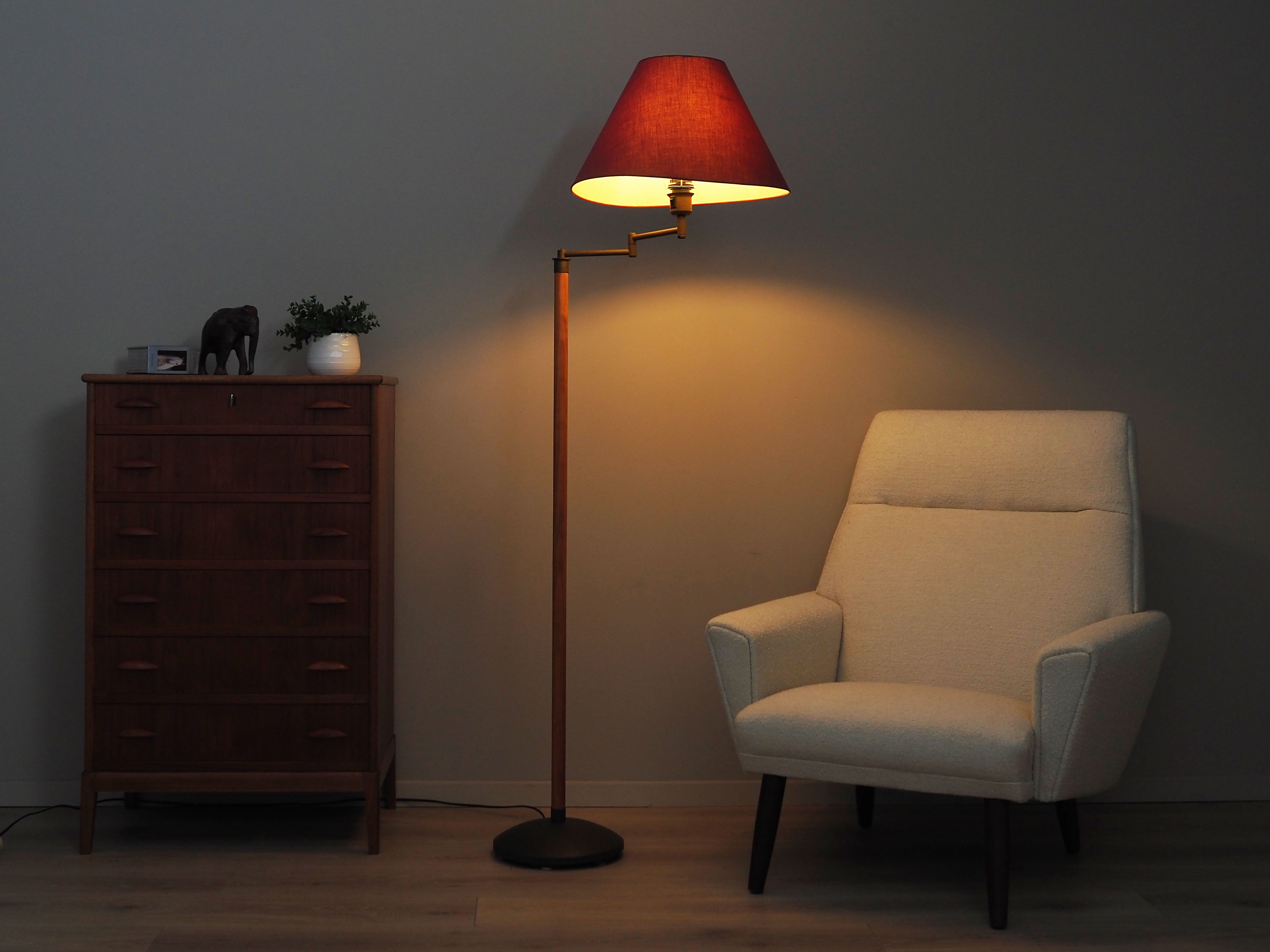 Floor lamp, Danish design, 1970s, production: Denmark