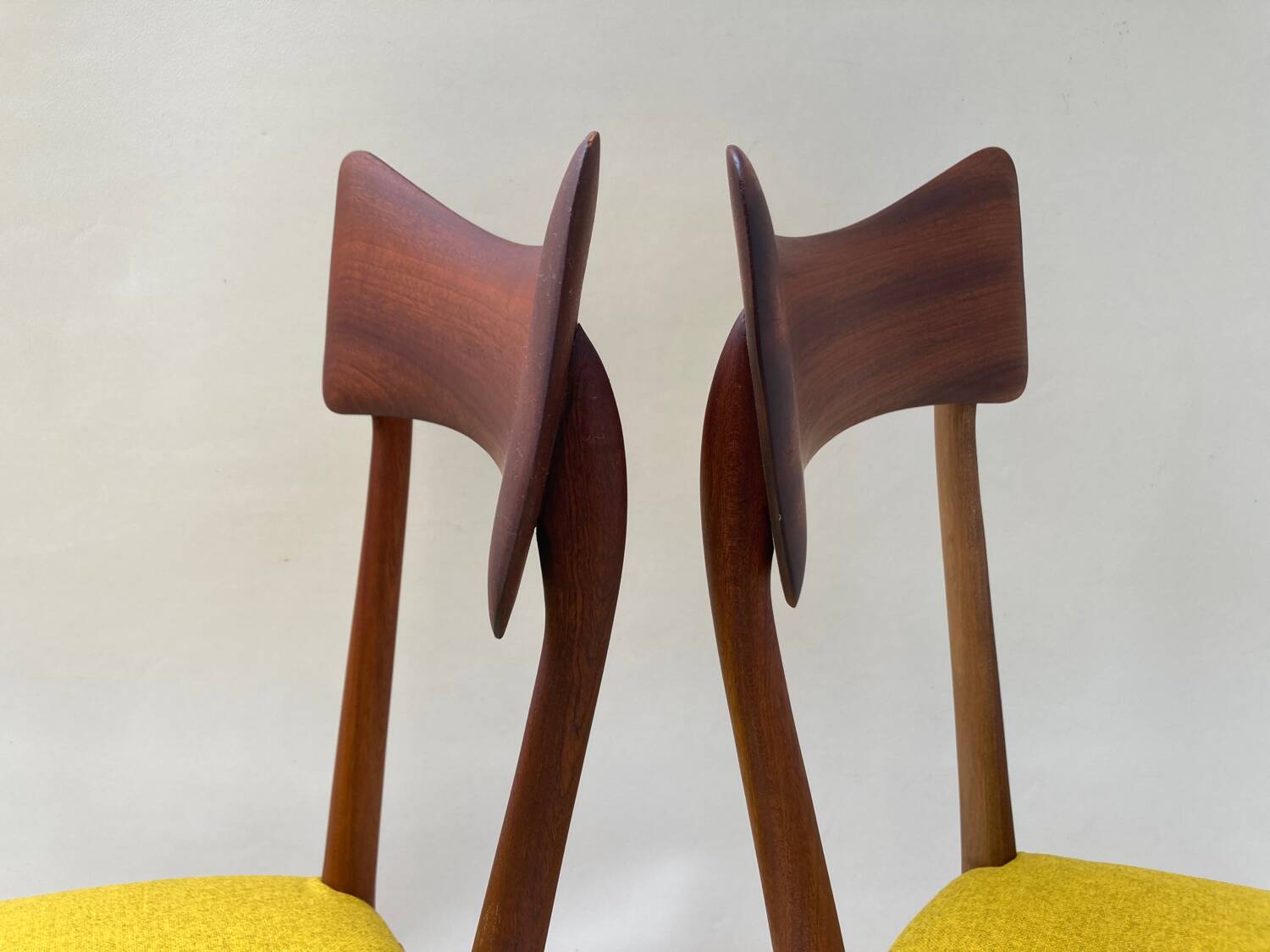 "Butterfly" chair by Ico Parisi
