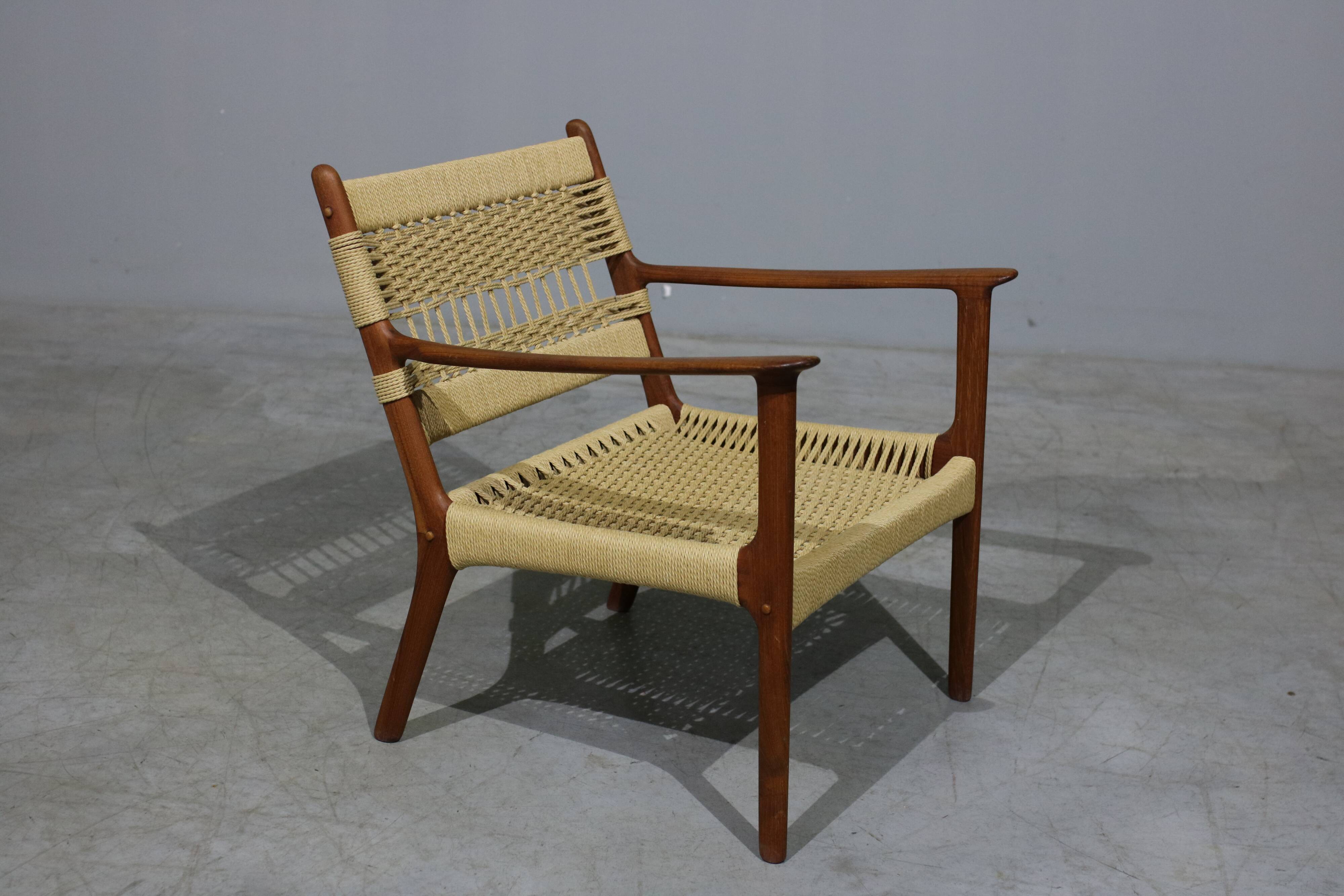 PJ112 armchair by Ole Wanscher for P. Jeppesen Mobelfabrik