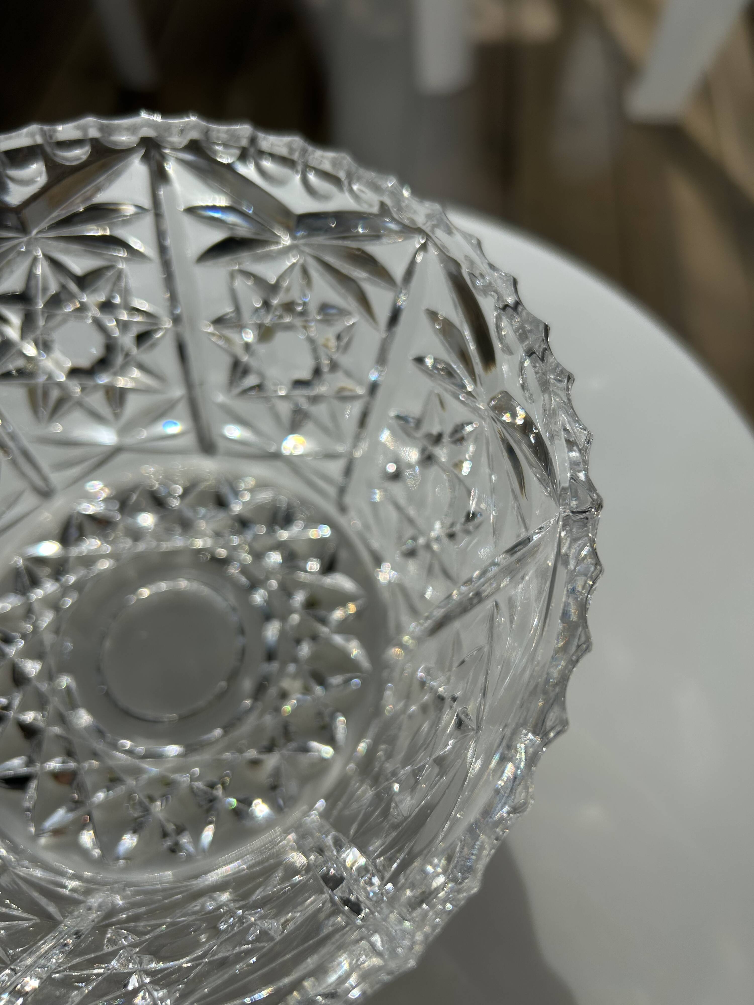 Cut crystal bonbonnière in Bohemian style – 20th century