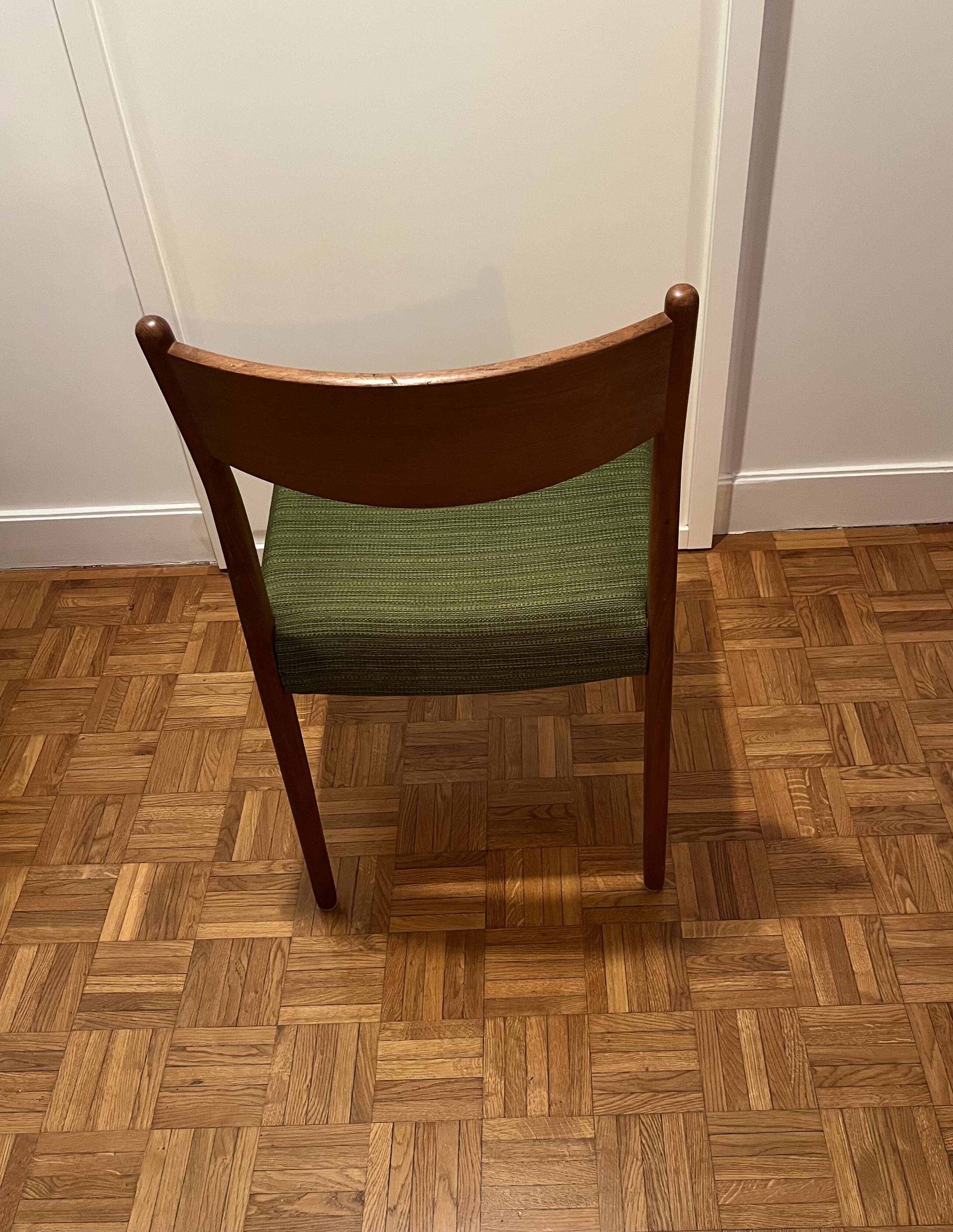 6 chaises en teck massif années 60 de Cees Braakman