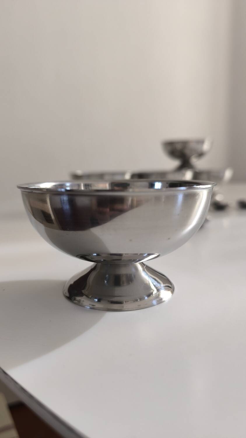 Set of 6 vintage stainless steel ice cream cups