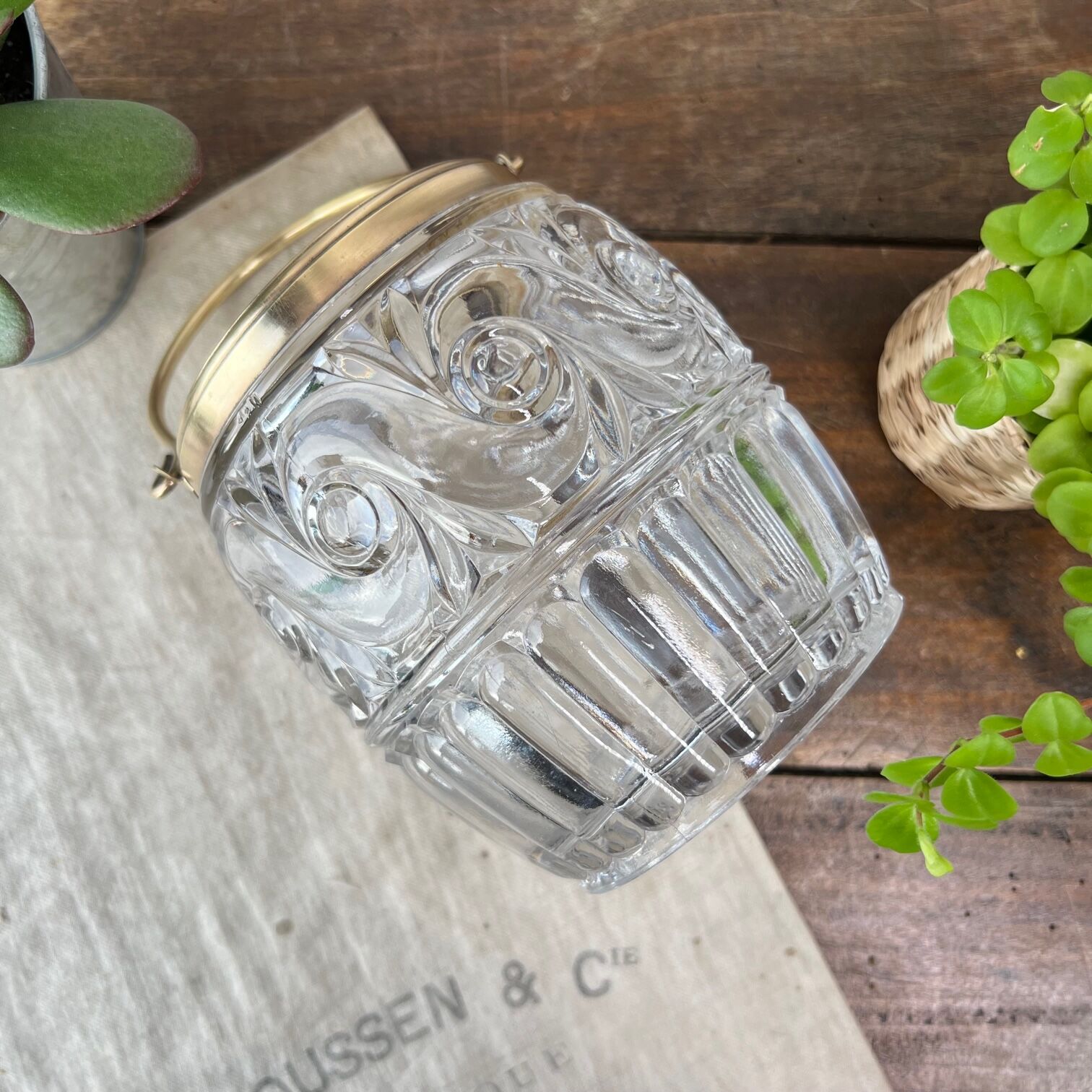 Baccarat crystal bucket