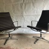 Pair of Charles & Ray Eames EA 116 armchairs edited by Herman Miller 1960