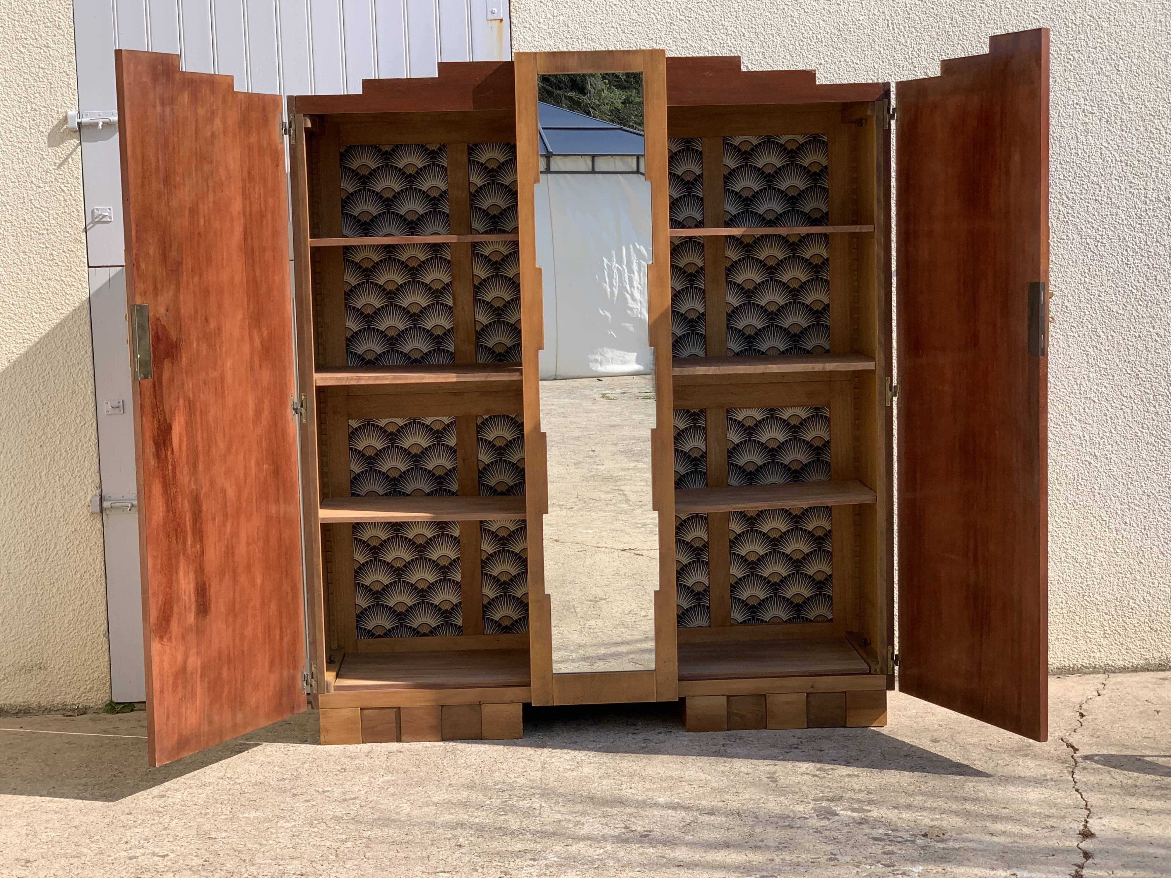 Art Deco wardrobe 1920