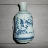 Small vase variations of blue