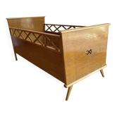 Baby cot / Vintage wooden cradle with splayed legs - Mid-Century design