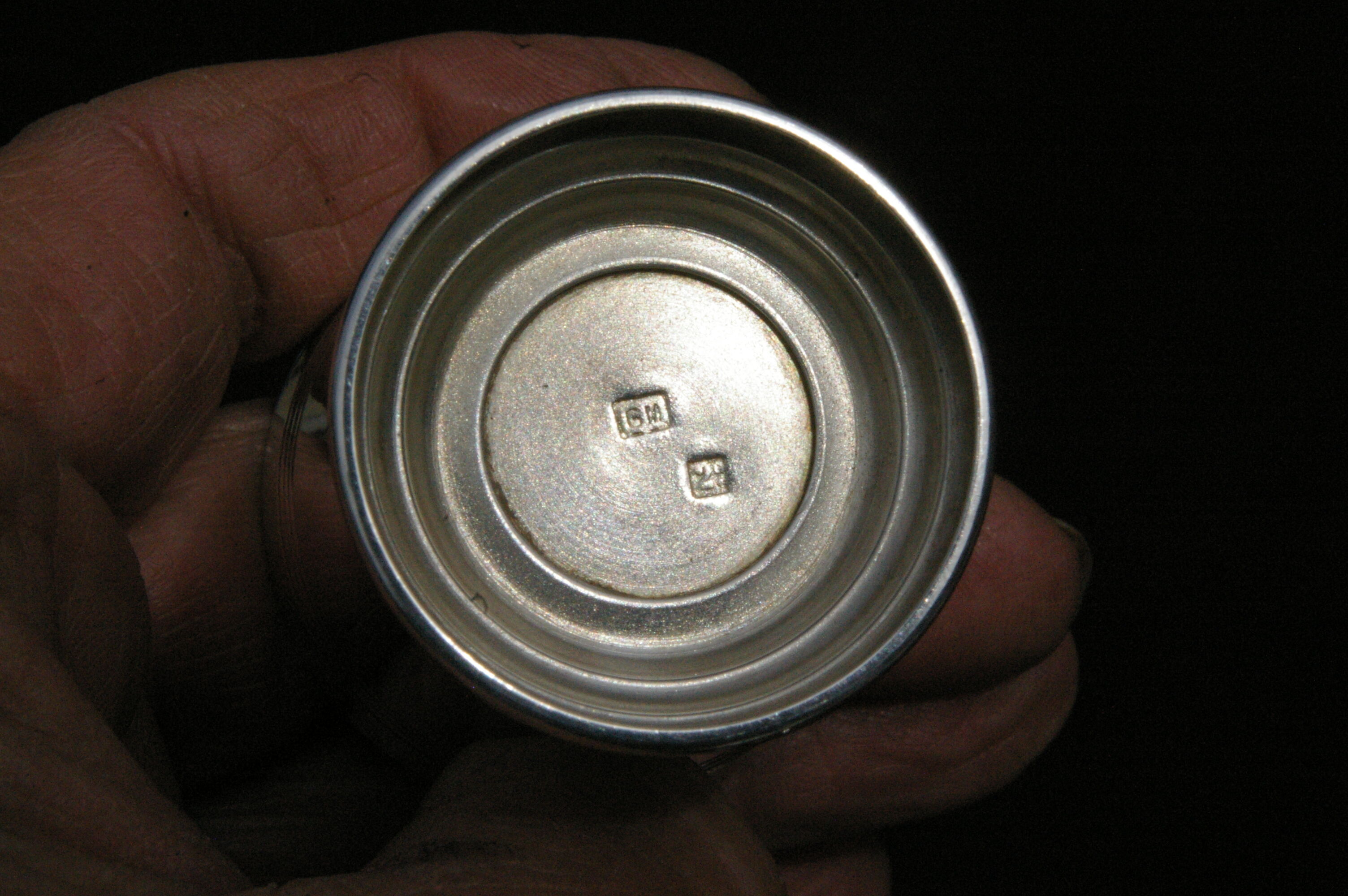 Set 6 coquetiers or Art Deco liquor cups in silver metal