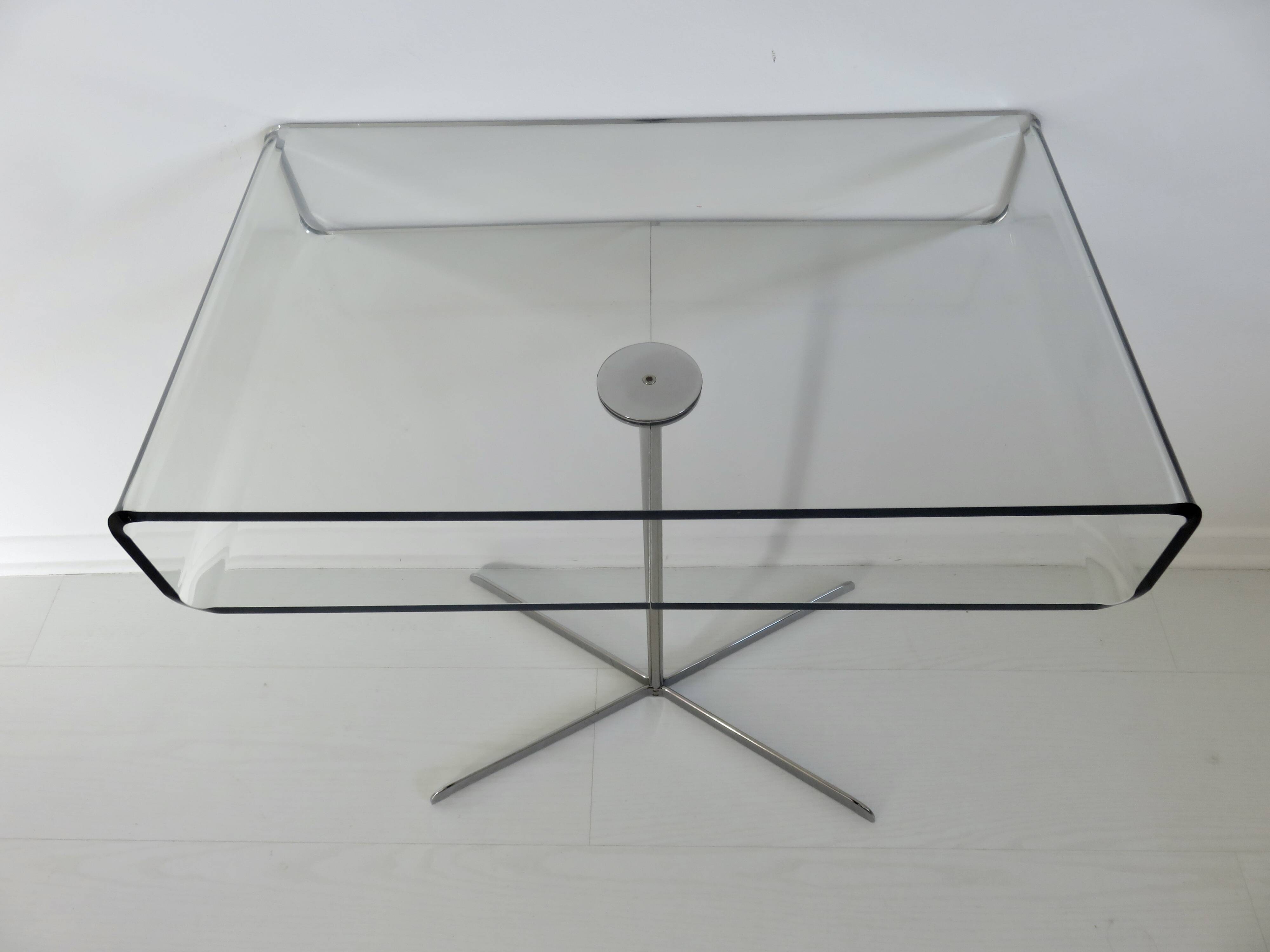 "Roche Bobois" side table in plexiglass and chrome metal, 1980s