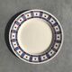 2 dessert plates