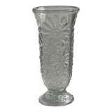 Vase en verre épais.