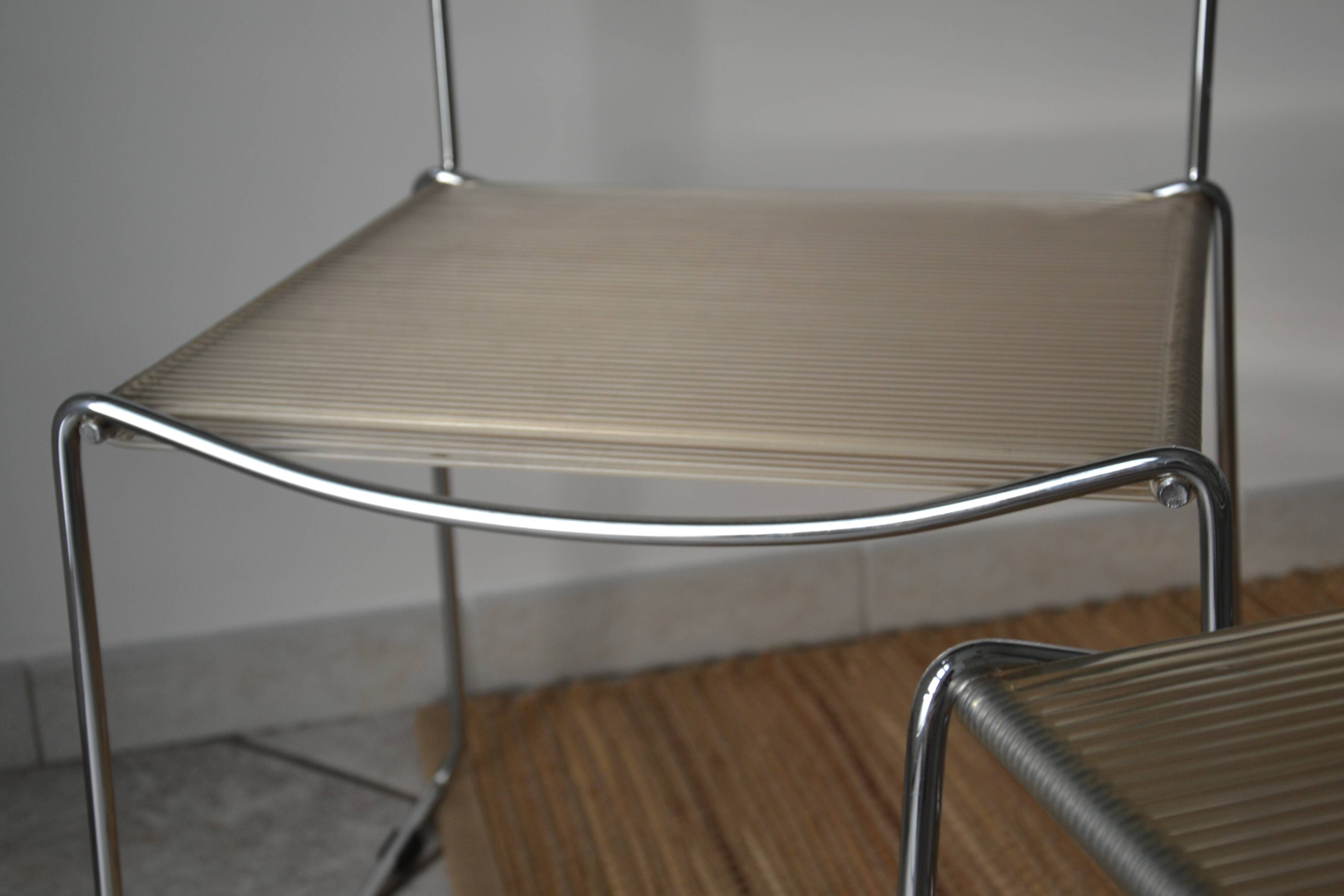 Chaises "spaghetti"  Italie Giandomenico Belotti 1979