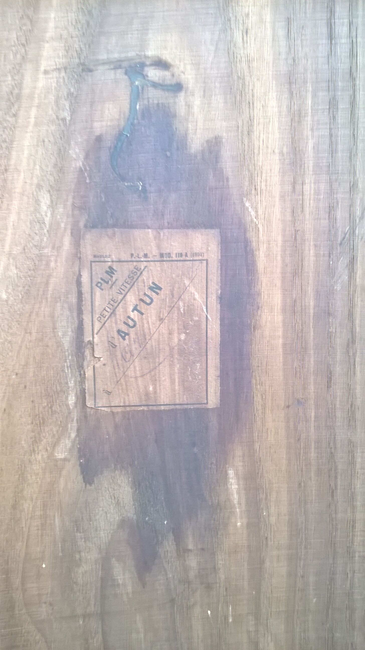 Parisian hotel wardrobe from the 1930s