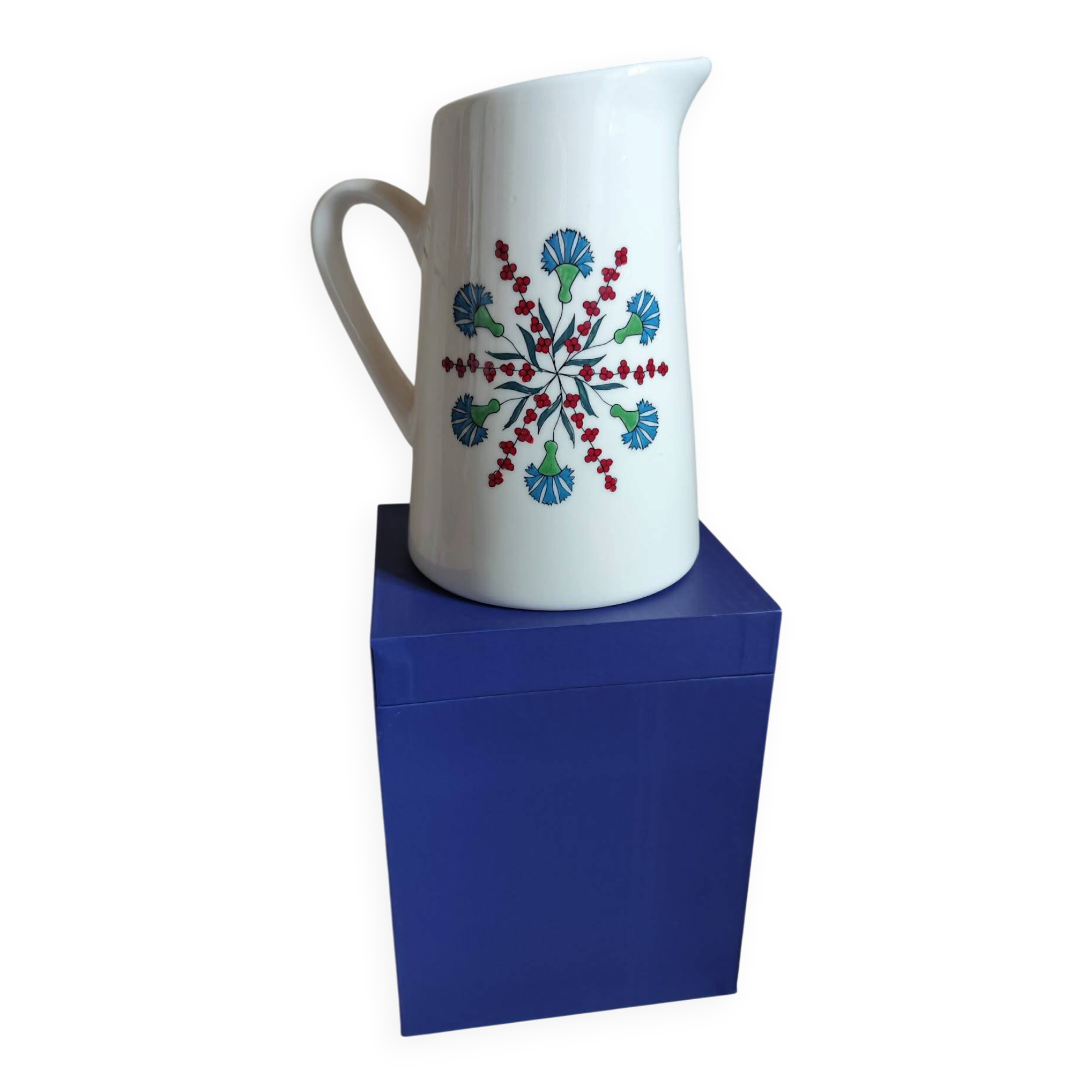 Jug in genuine Limoges porcelain "Maison Manoï"