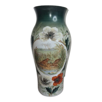 Opaline vase with woodcock