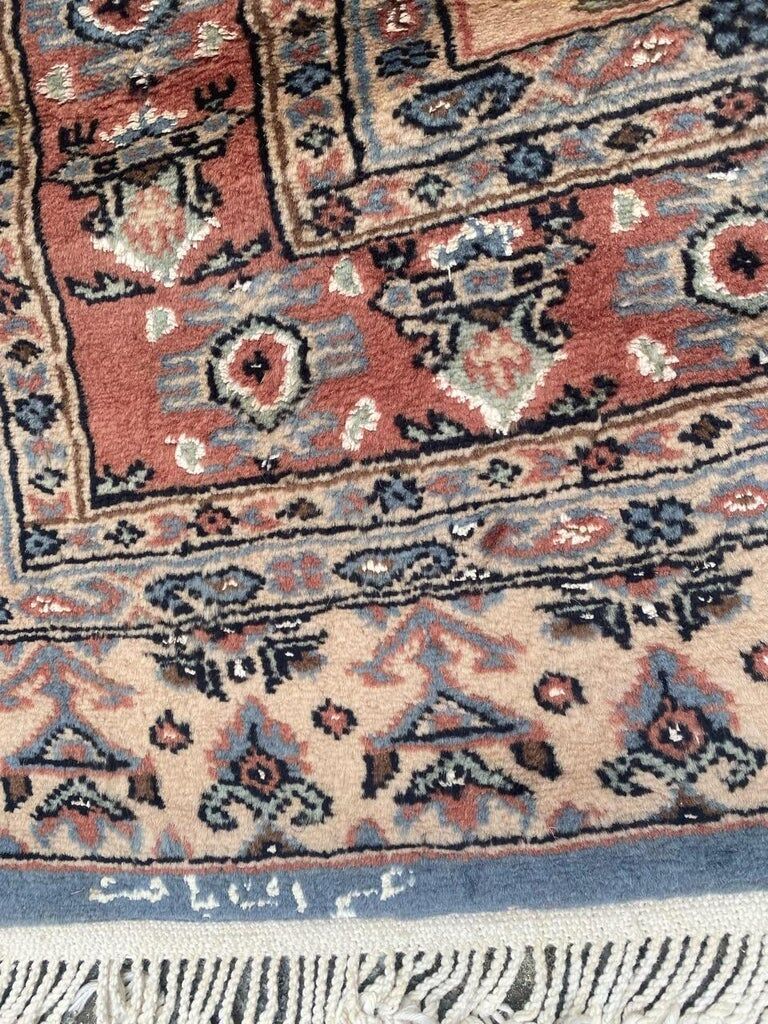 Vintage Pakistani carpet 193x129 cm