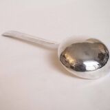 Silver plated metal service: 12 soup spoons, 12 forks and ladle.