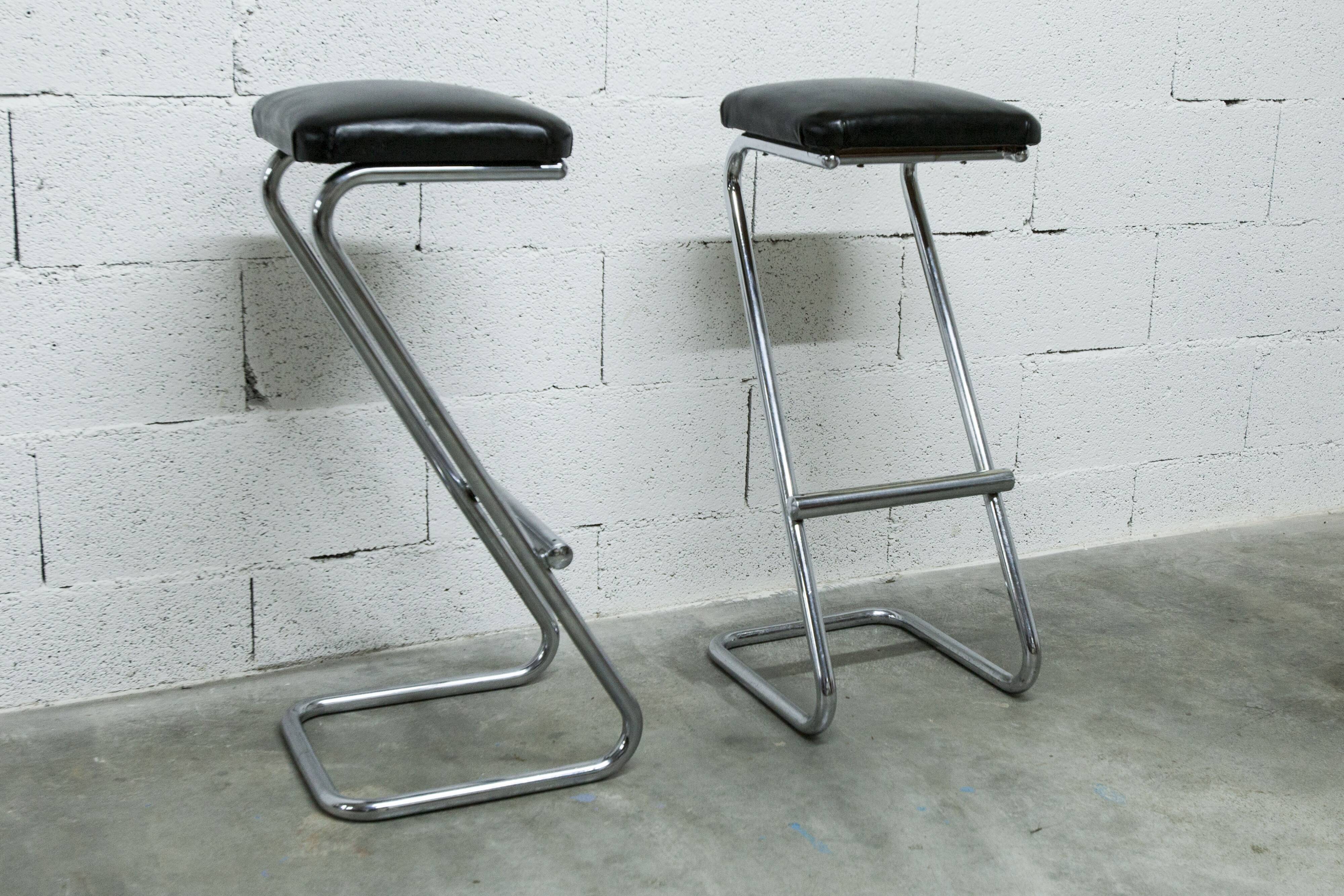 Paire de tabourets 1970 h80 en forme de Z