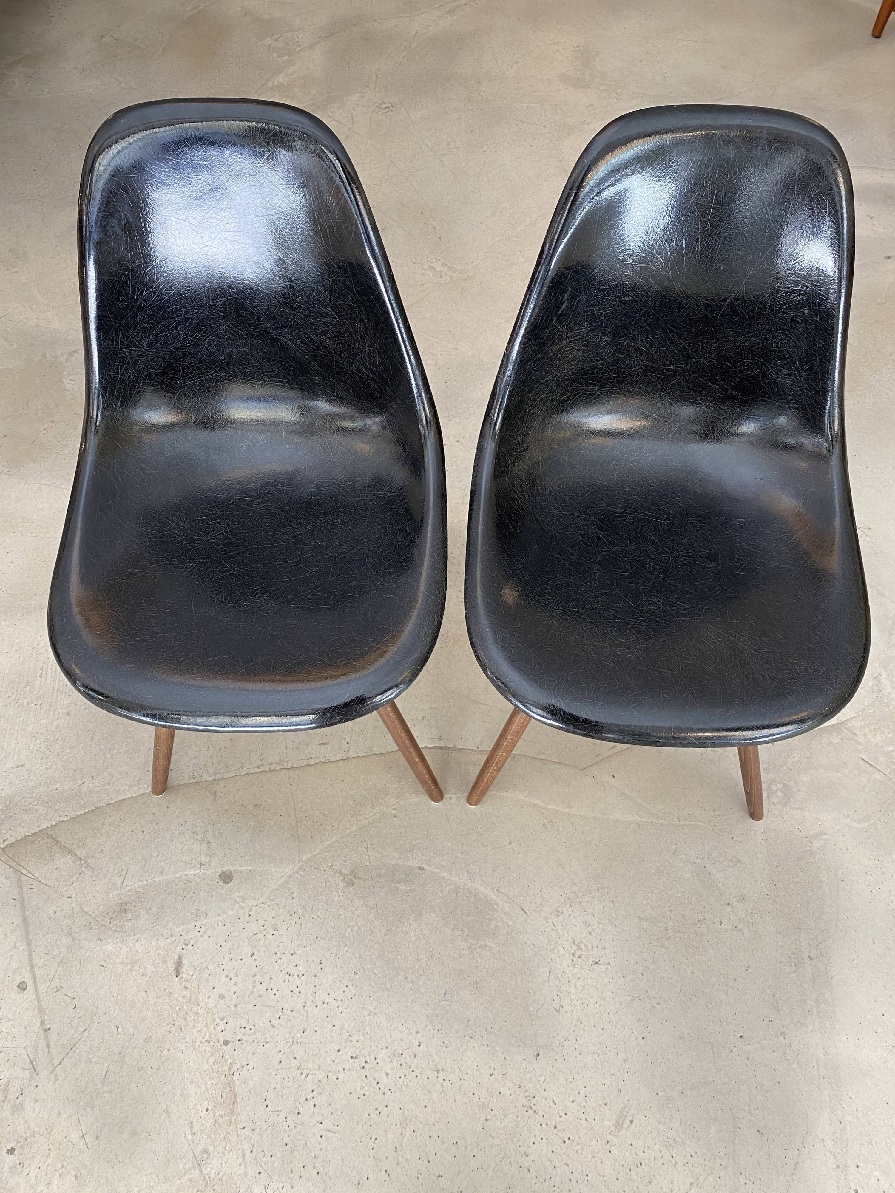 DSW chair by Charles and Ray Eames