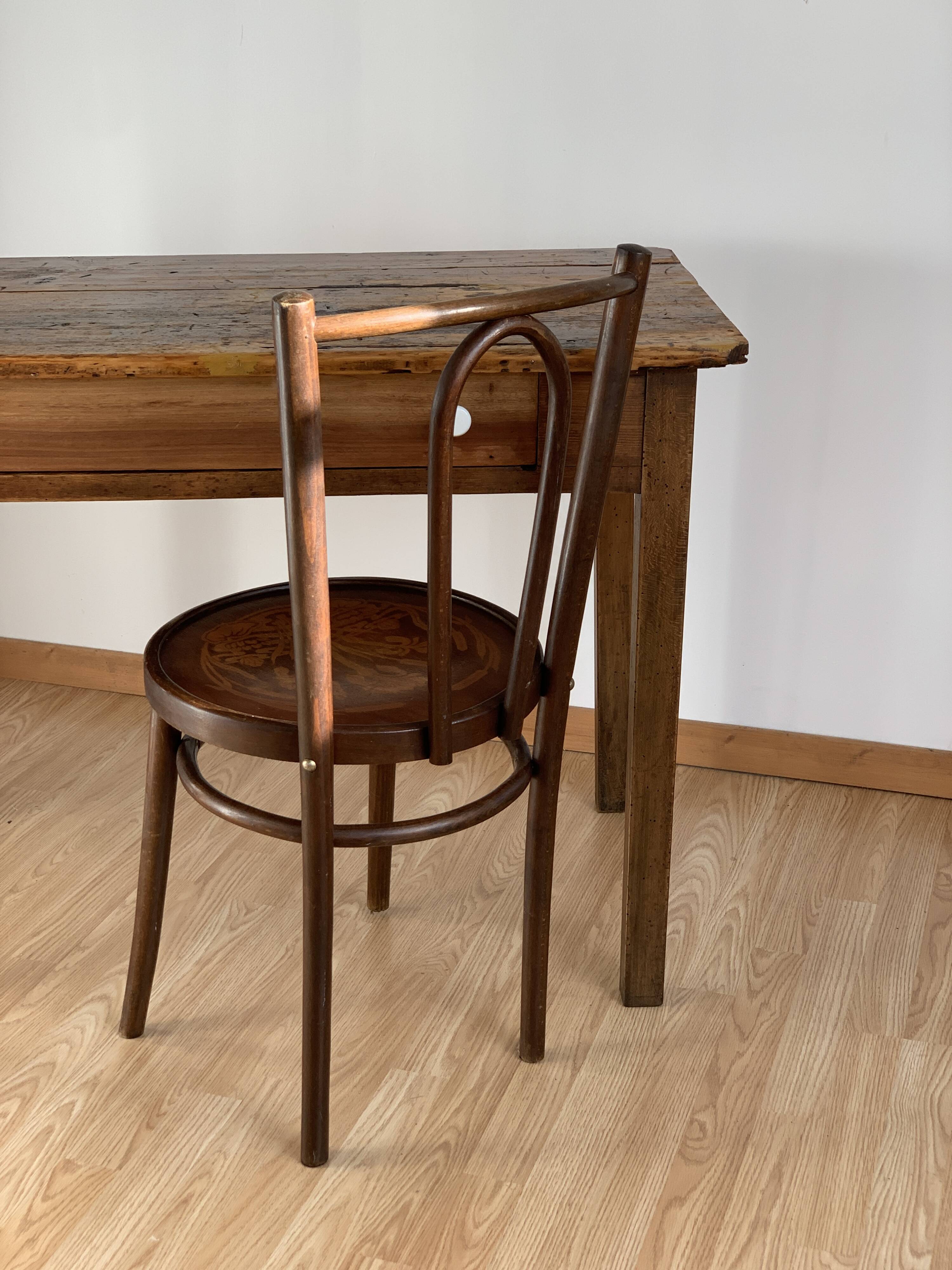 Chaise de bistrot bois