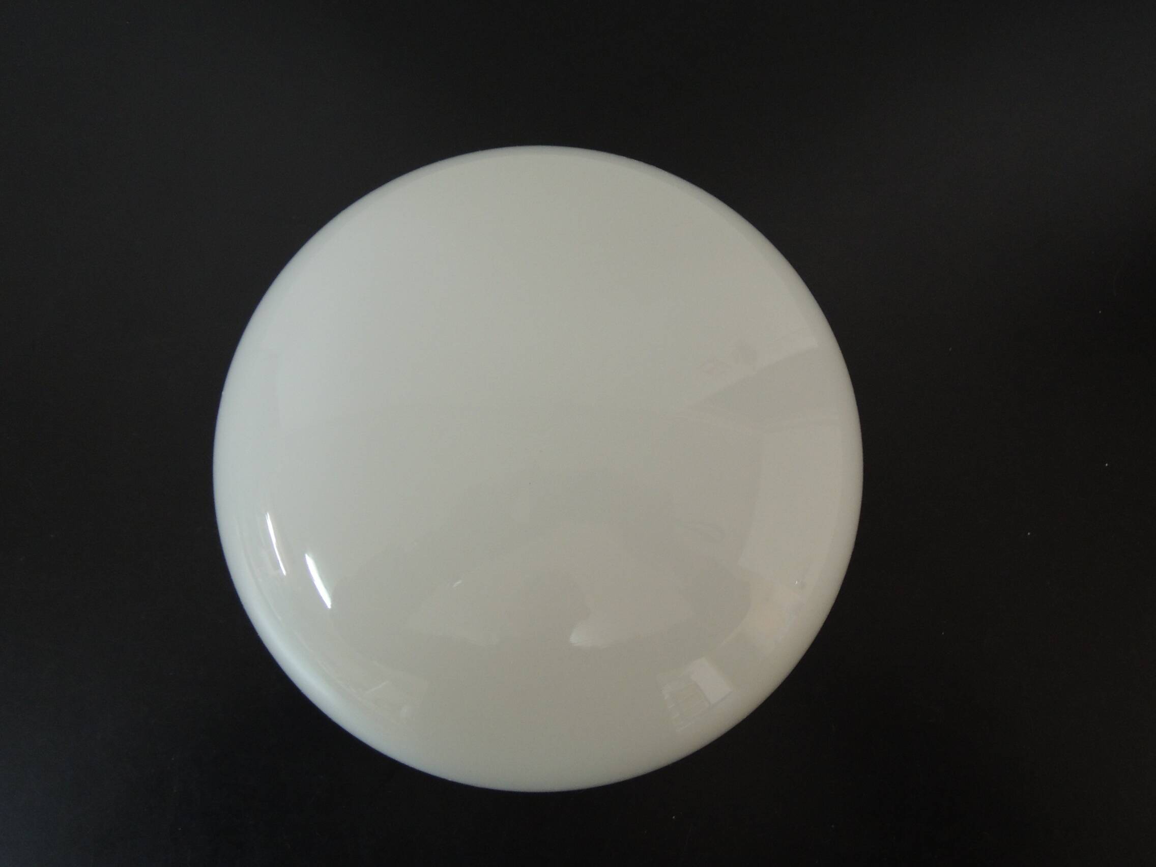 Round opaline ceiling light