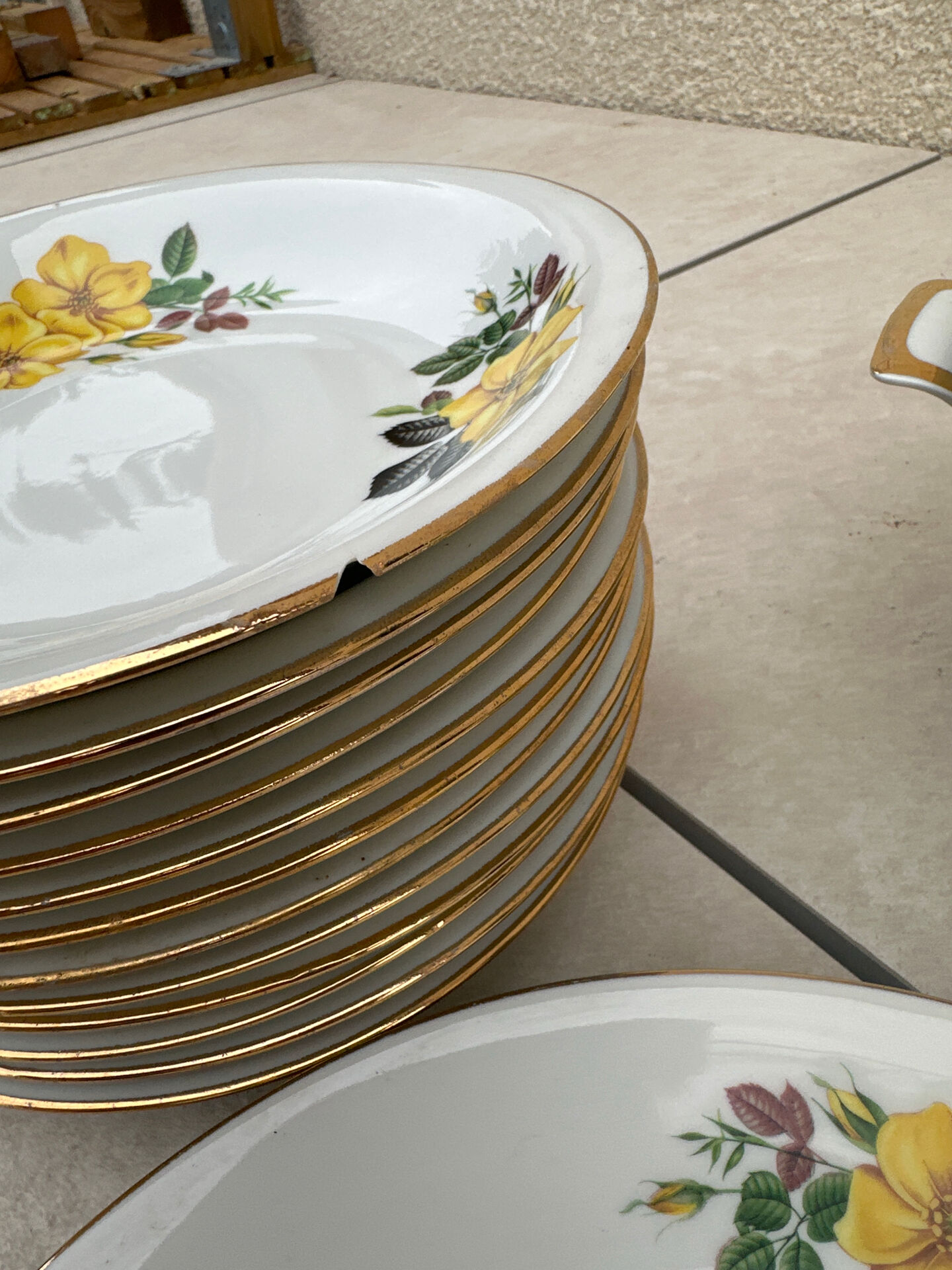 Set of porcelain dishes