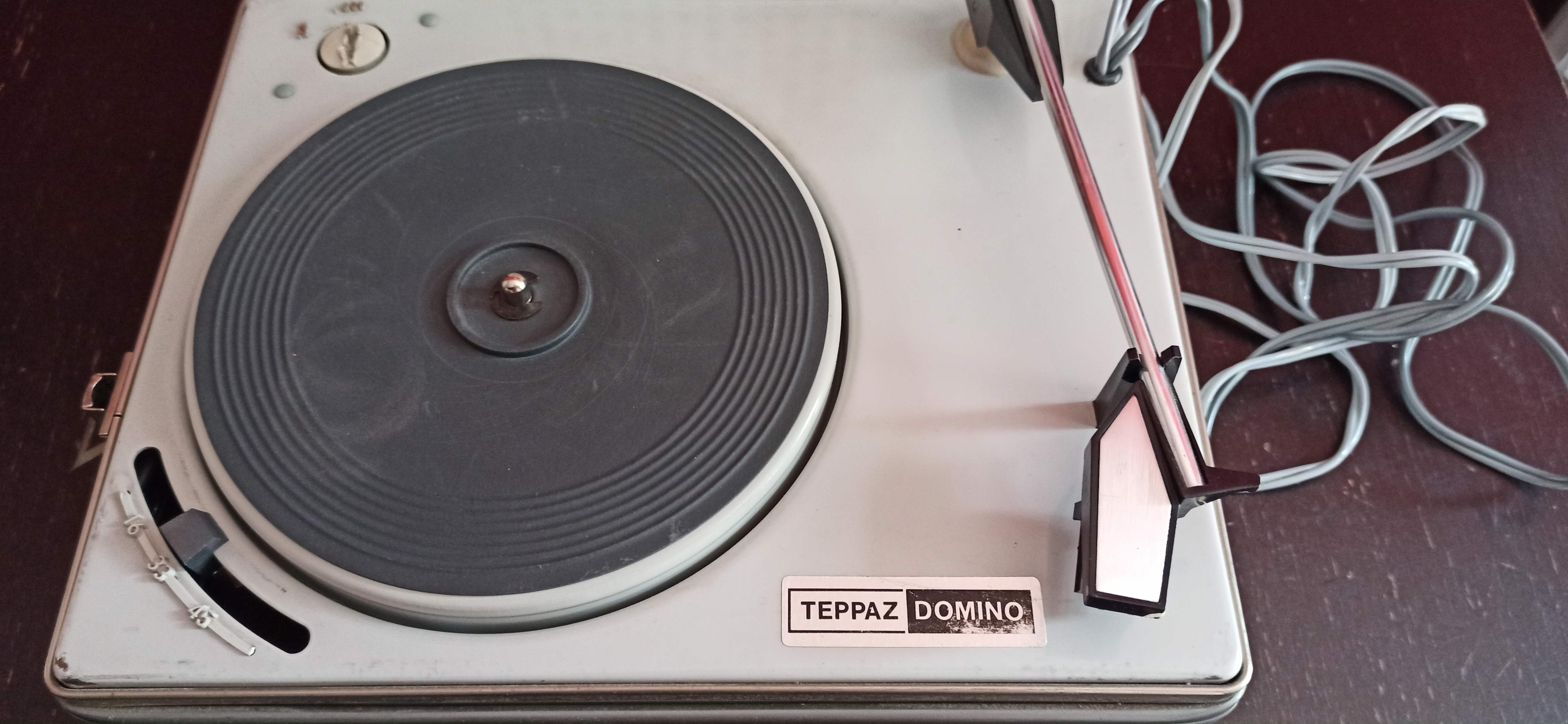 Teppaz model domino disc turn