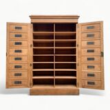 Armoire de notaire en chêne brut massif, 1920