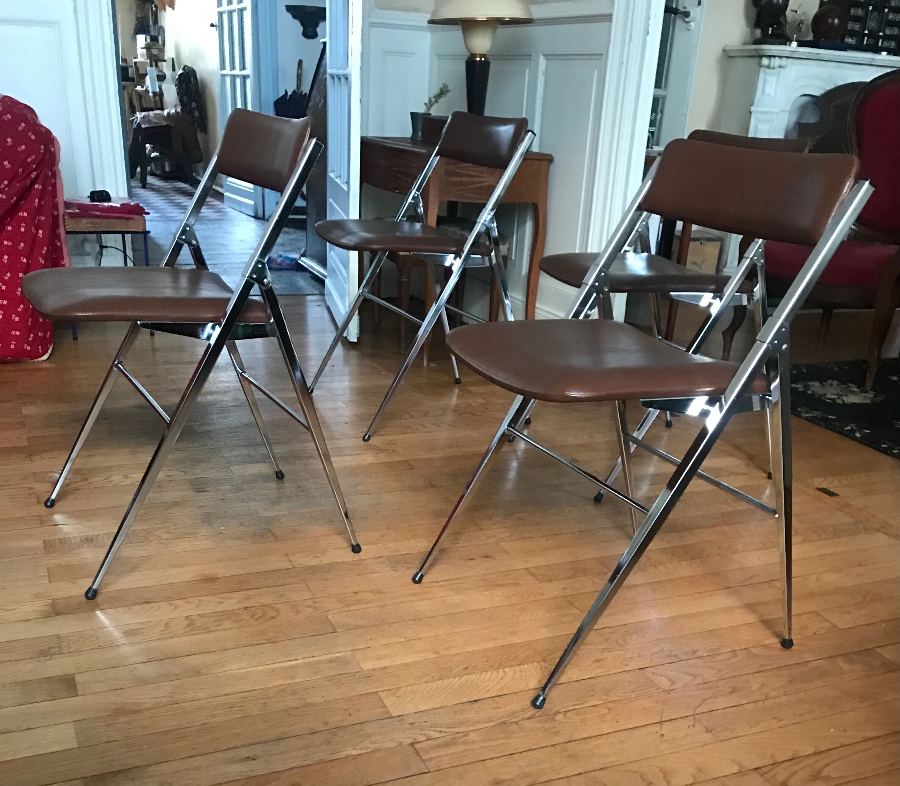 Chrome metal chairs and skaï from the 70s