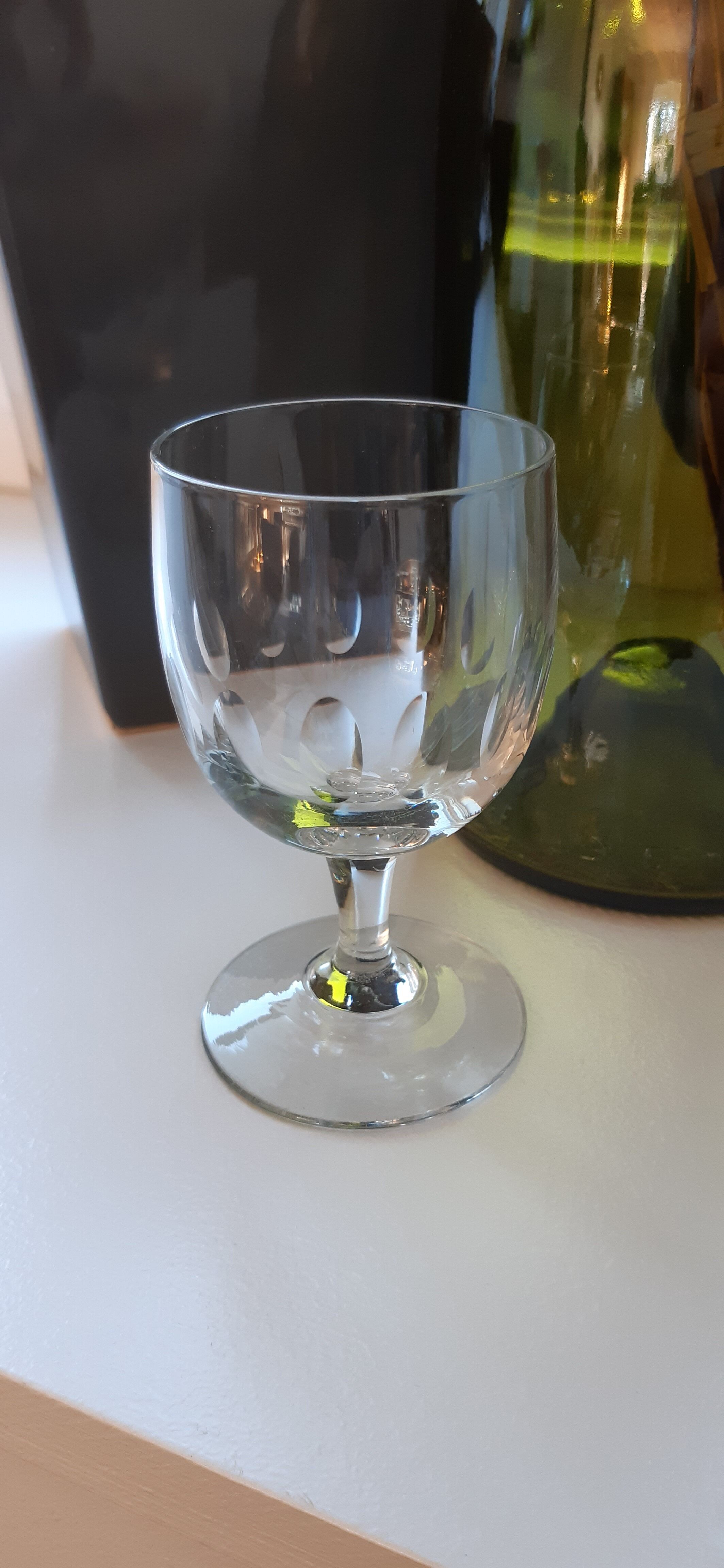 Set of 5 crystal wine glasses 30s