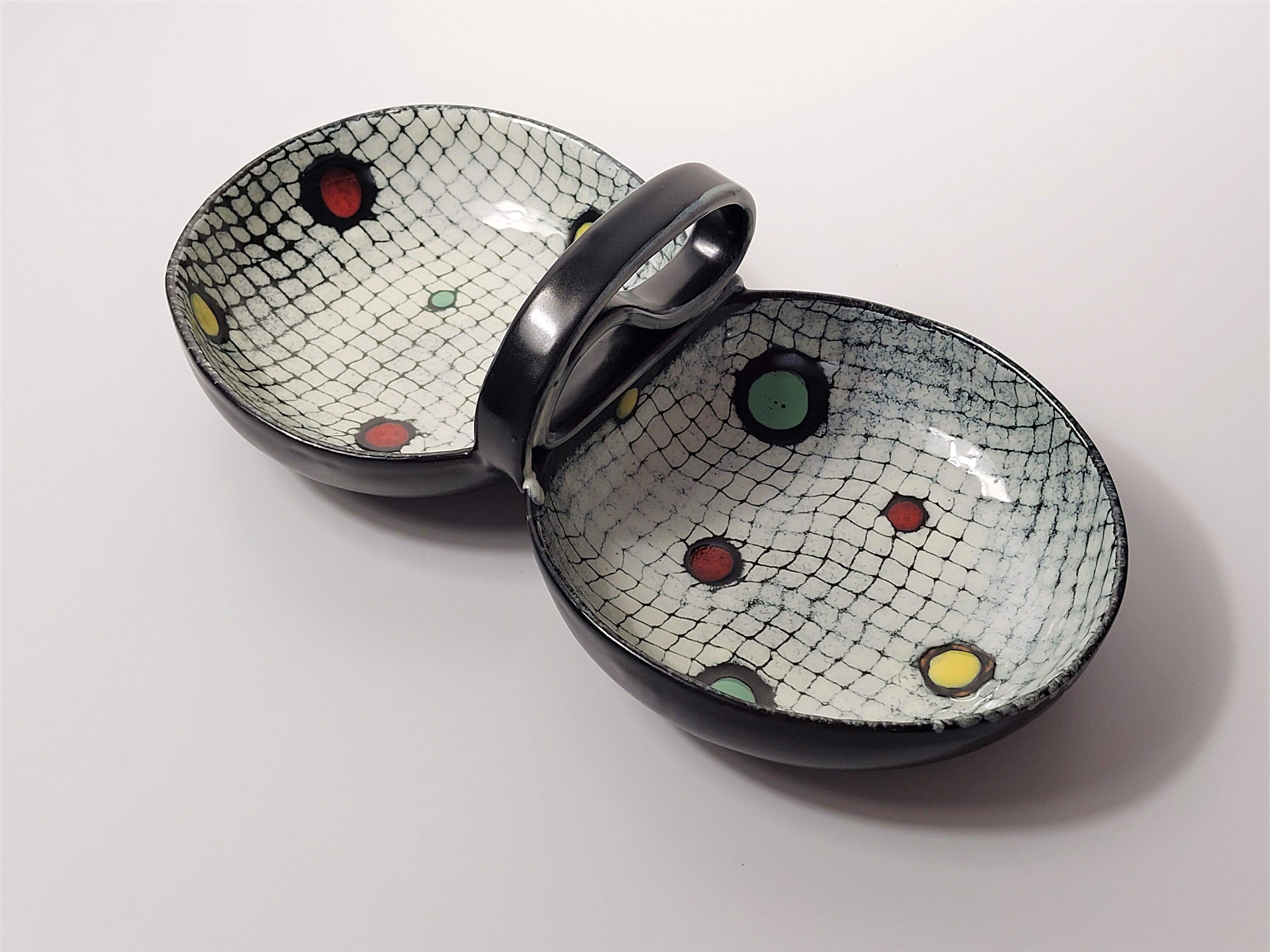 Italian ceramic serving bowl by aldo londi for bitossi 1950's