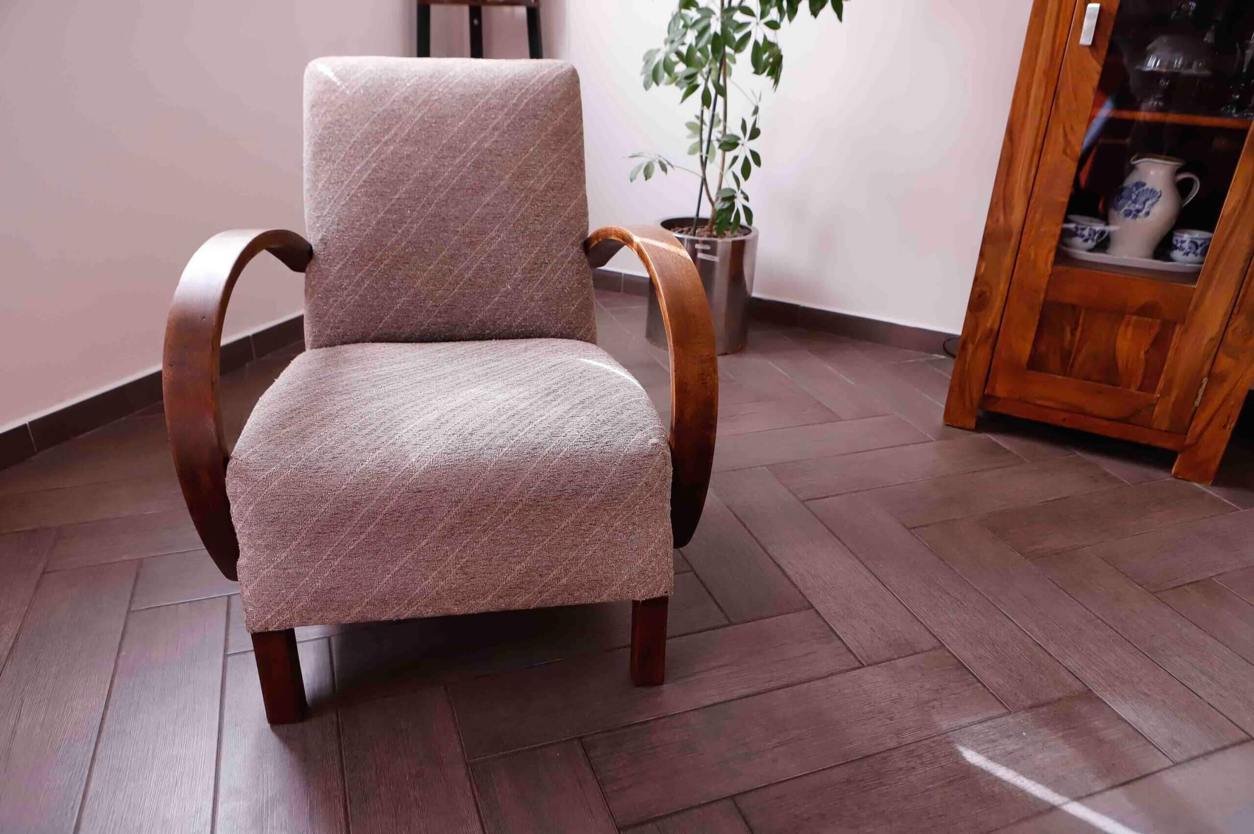 Halabala armchair – type C, iconic Czechoslovak design from the 1950s