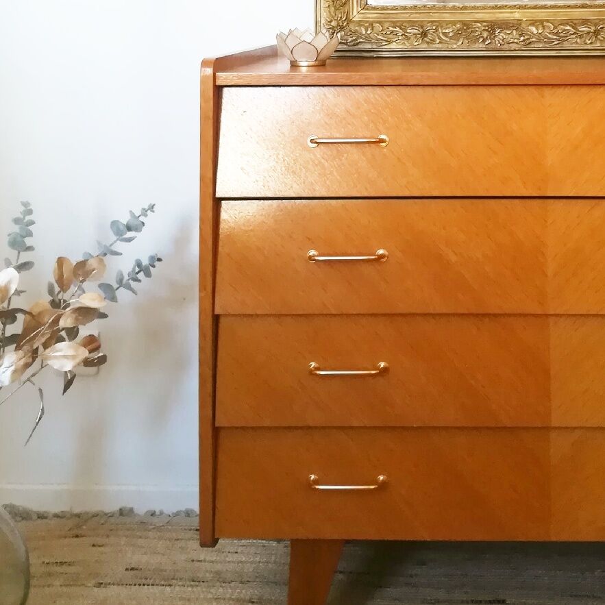 Vintage 50s, 60s commodity