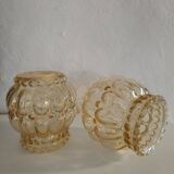 Lot 2 suspensions lampe globe en verre moulé des années 70