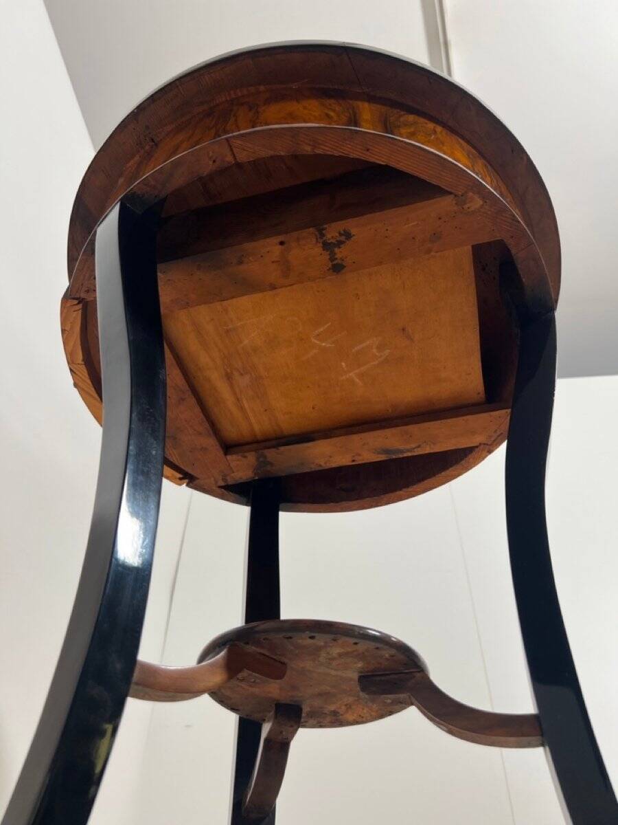 Round Biedermeier Sewing Table in Walnut with Ebonized Legs, South Germany, 1825